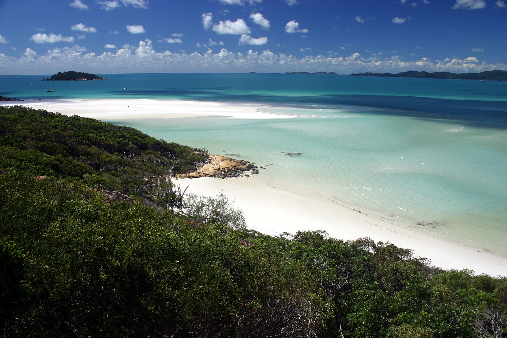 The Pacific Coast Way: A 14-Day Brisbane to Cairns Campervan Road Trip campervan route